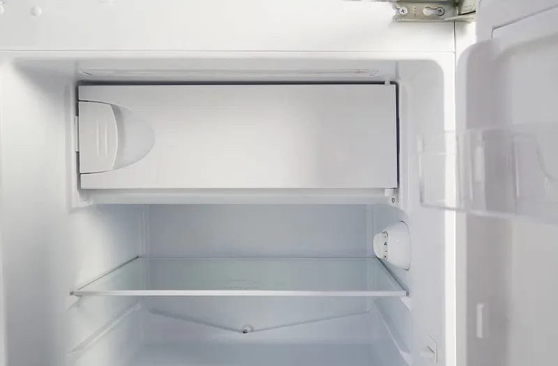 Холодильник MEFERI MBR82 LOW FROST LIGHT (модификация 2026), встраиваемый под столешницу